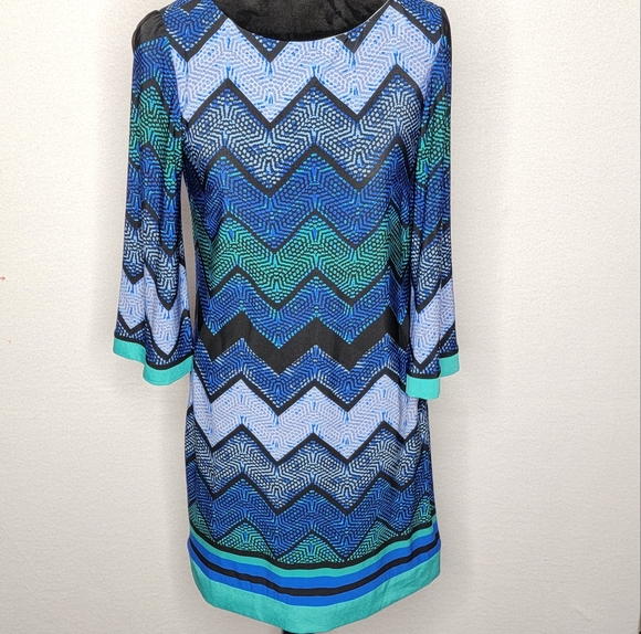 Eliza J Chevron Patterned Dress with 3/4 Sleeves Size 8 - Picture 1 of 5